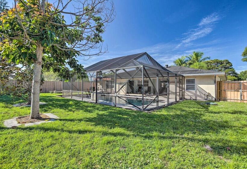 Modern Port St Lucie Home W/ Private Outdoor Oasis