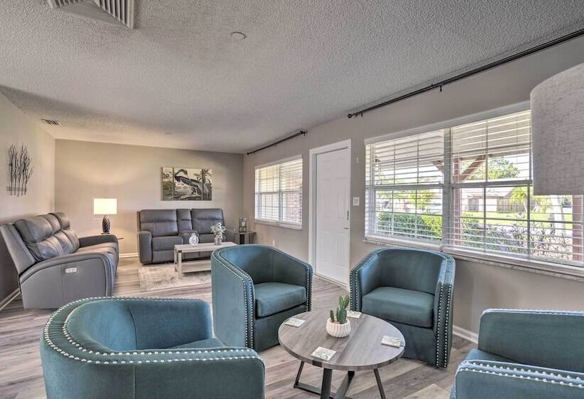 Modern Port St Lucie Home W/ Private Outdoor Oasis