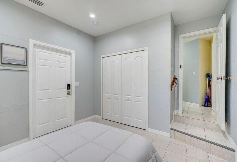 Game Room & Deck: Spacious Home In St James City