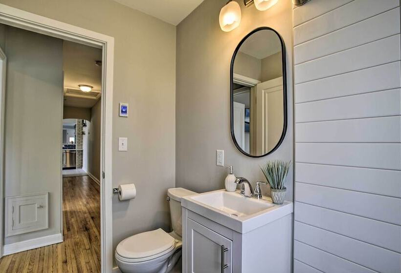 Mpls Duplex W/ Wifi & Kitchen: 5 Mi To Dtwn!