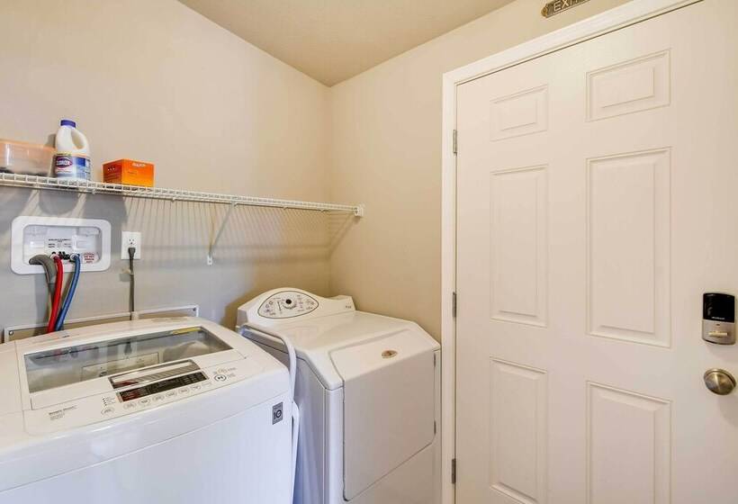 Ocean Shores Retreat W/ Porch & Canal Views!