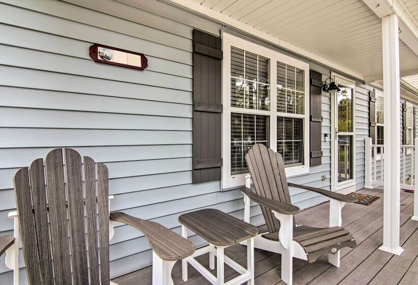 Ocean View Escape W/ Sunroom + Water Access!