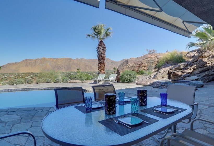Palm Springs Retreat W/ Private Pool & Jacuzzi
