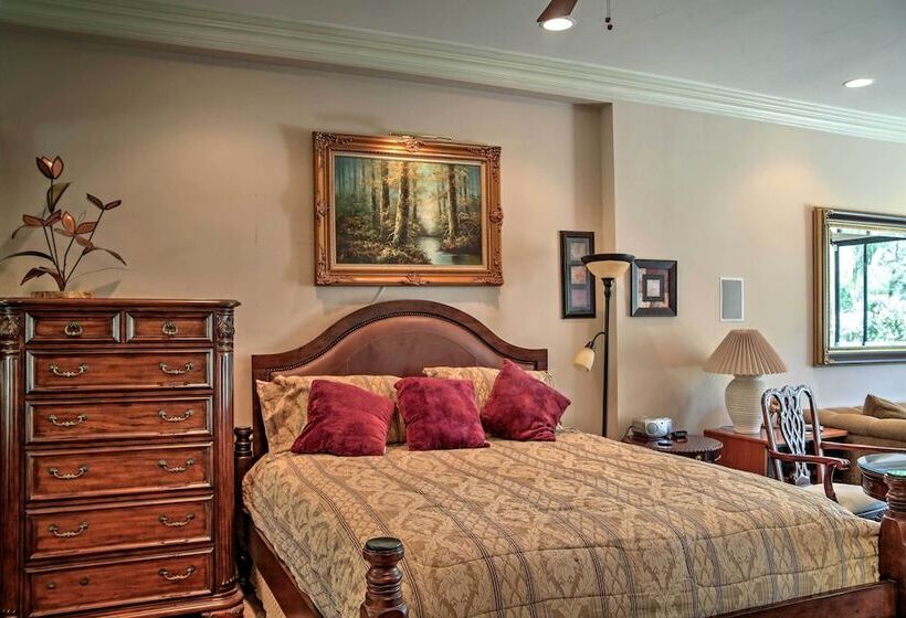 Palm Springs Golf Course Home: Private Pool & Spa!