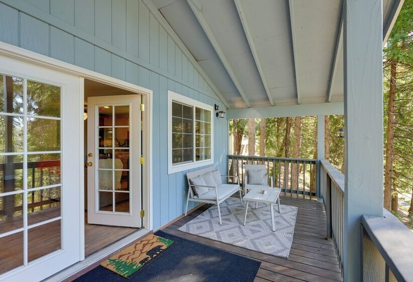 12 Mi To Apple Hill: Family Friendly Cabin Retreat