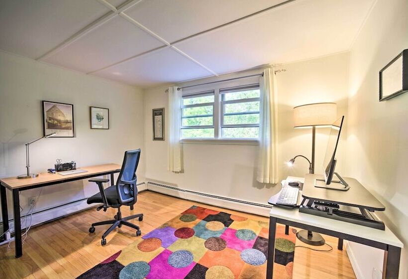 Peaceful Family Home W/ Fire Pit & Large Yard