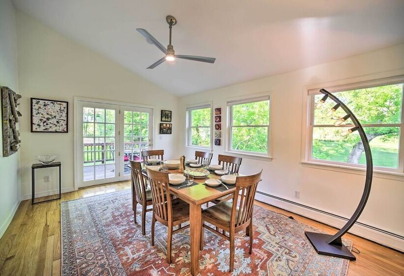 Peaceful Family Home W/ Fire Pit & Large Yard