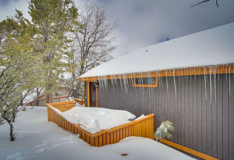 Pet Friendly Big Bear Cabin: 3 Mi To Bear Mountain