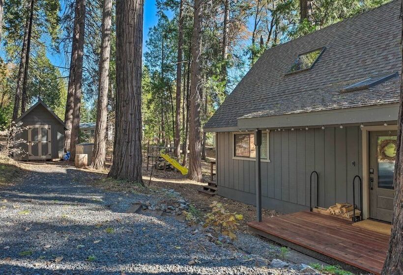 Family Cabin In Blue Lake Springs, Near Town!
