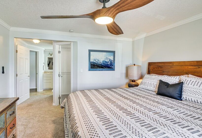 Pet Friendly Buena Vista Home W/ Yard & Hot Tub!