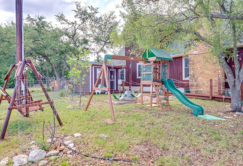 Pet Friendly Canyon Lake Cabin, 1 Mi To Water!