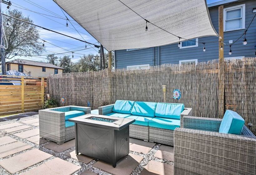 Galveston Retreat W/ Backyard & Patio!