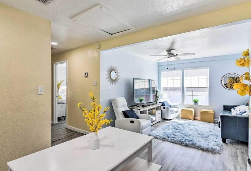 Galveston Retreat W/ Backyard & Patio!