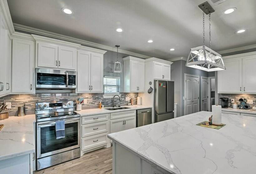 Ocean View + Wraparound Deck: Crystal Beach Home!