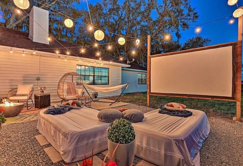 Plant City Home & Guest House W/ Outdoor Pool!