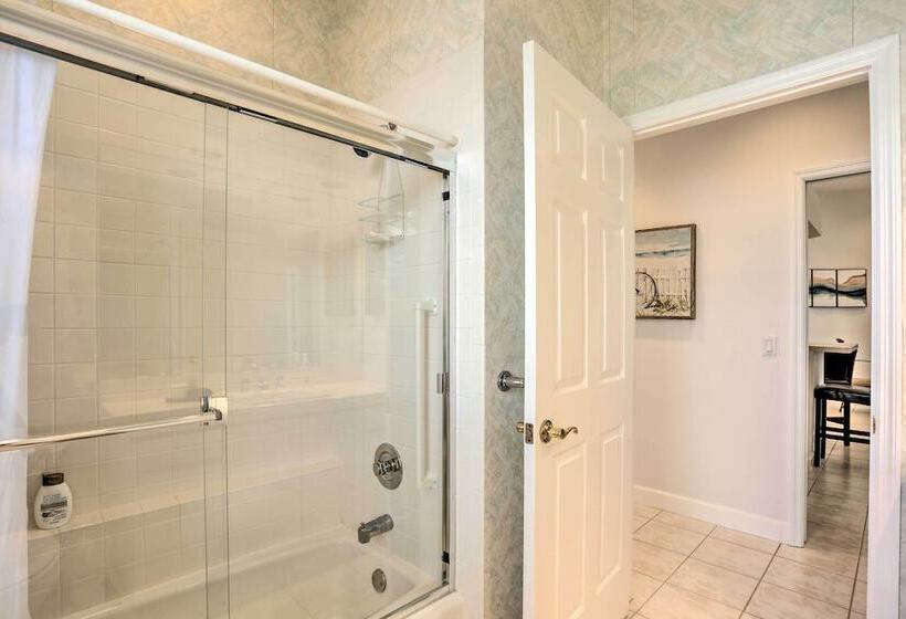 Private Pool & Hot Tub: Port St Lucie Escape