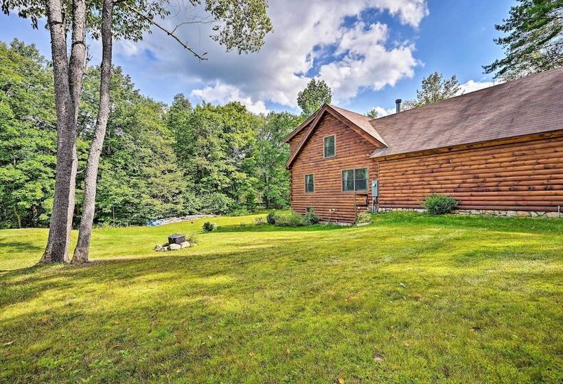 Private Chester Home W/ Deck, Mins To Skiing!
