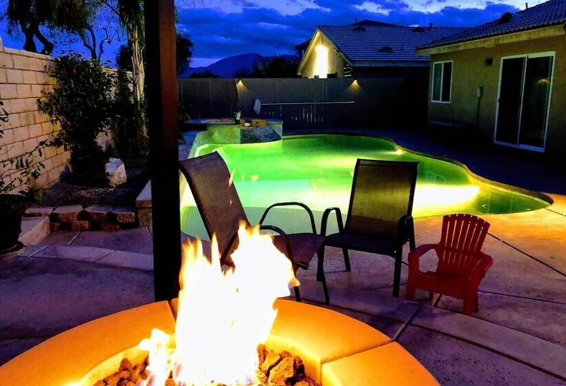 Coachella Retreat: Pool, Near Music Festivals