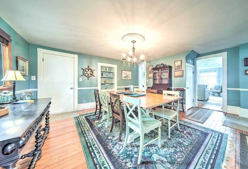 Private Waterfront Lake Erie Home W/bbq Patio