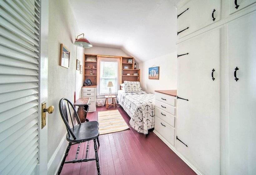 Private Waterfront Lake Erie Home W/bbq Patio