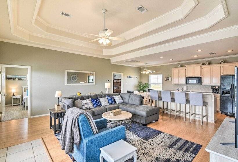 Walk To Ocean:  Pura Vida  Crystal Beach House!