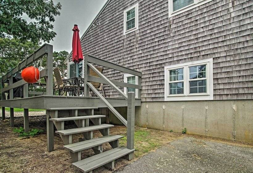 Quaint Dennis Home W/ Deck + Grill, Walk To Beach!