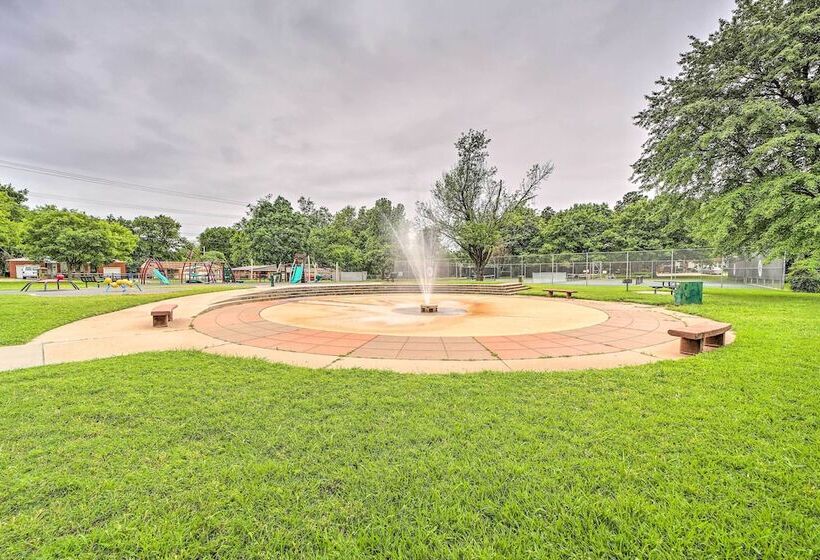 Lovely Tulsa Home: Steps To Park, 5 Mi To Downtown