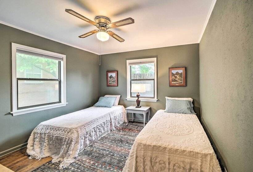Lovely Tulsa Home: Steps To Park, 5 Mi To Downtown