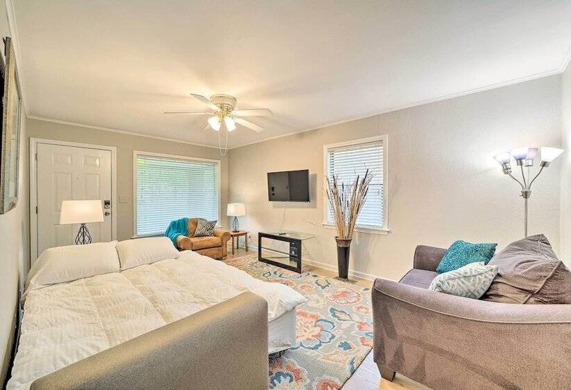 Lovely Tulsa Home: Steps To Park, 5 Mi To Downtown