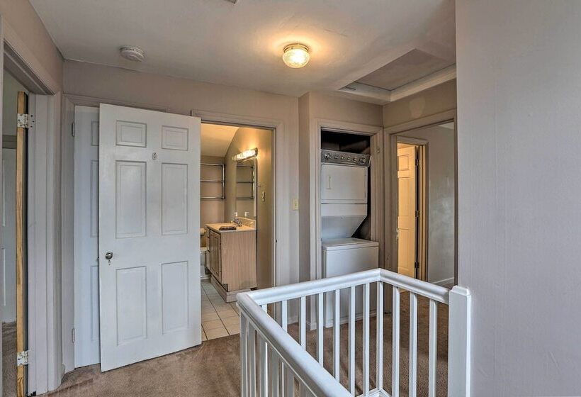 Queen City Home W/ Ohio River View   3 Mi To Dtwn!