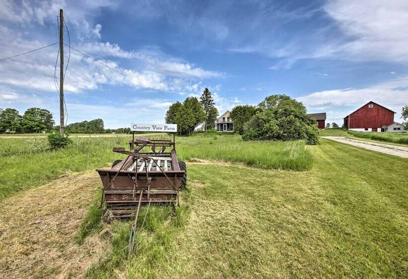 Quiet Baileys Harbor Country Home: 1 Mi To Lake!