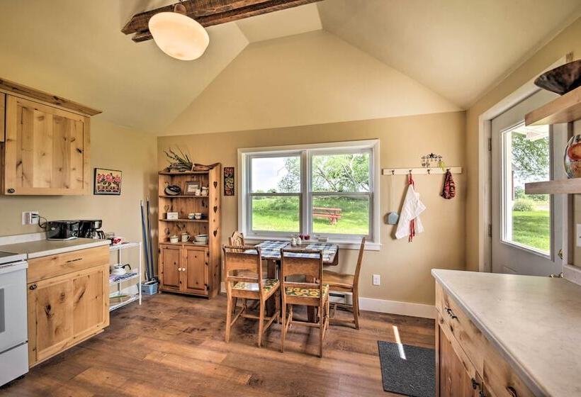 Quiet Baileys Harbor Country Home: 1 Mi To Lake!