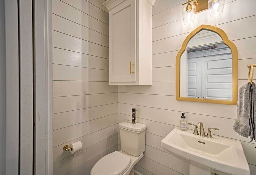 Quiet Fisherman S House W/ Hot Tub + Tropical Bar!