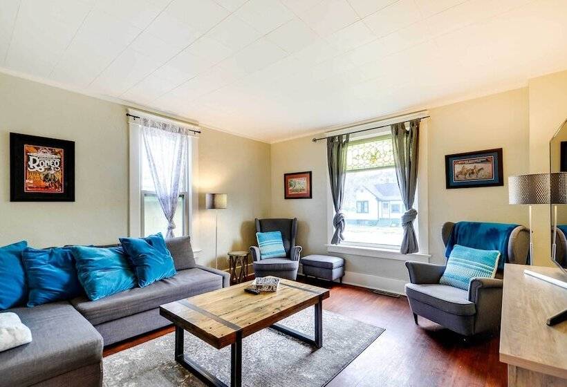 Red Lodge Home On Broadway   15 Min To Ski Resort!