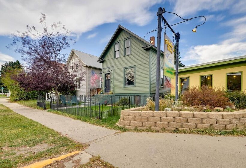 Red Lodge Home On Broadway   15 Min To Ski Resort!