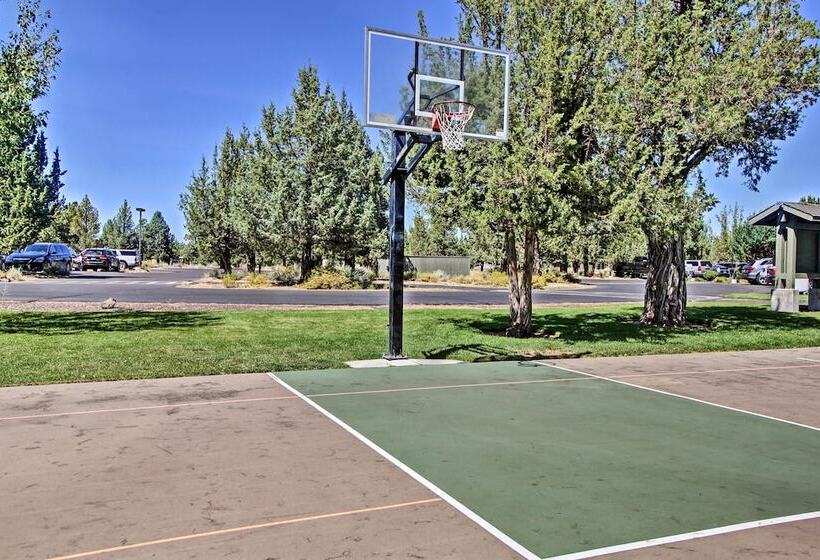Redmond House W/ Community Amenities Access