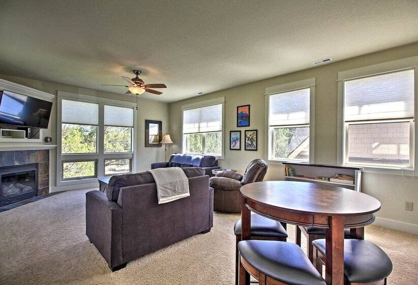 Redmond House W/ Community Amenities Access