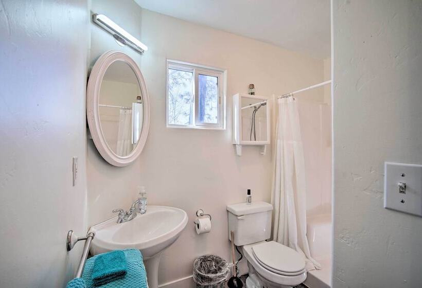 Relaxing Lake Arrowhead Home ~ 1 Mi To Lake!