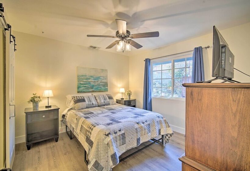 Relaxing Lake Arrowhead Home ~ 1 Mi To Lake!