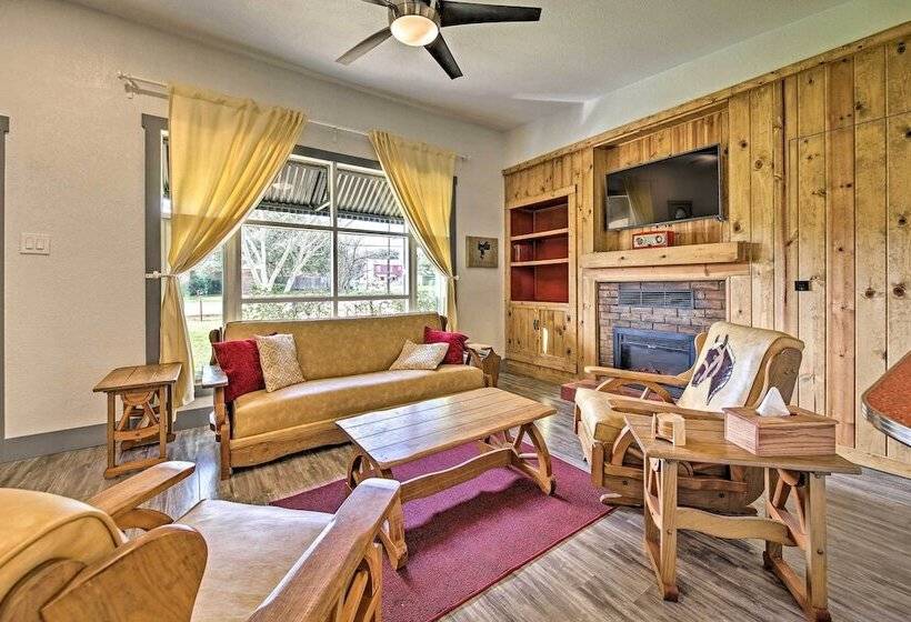 Remodeled Retro Home W/ Deck, Walk To Main Street!