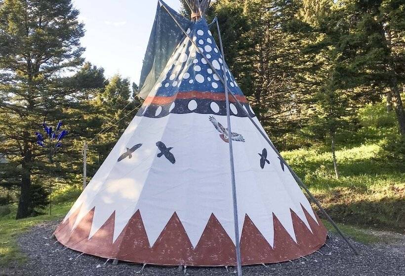 Remote Mtn Retreat W/ Hot Tub: Outside Bozeman!