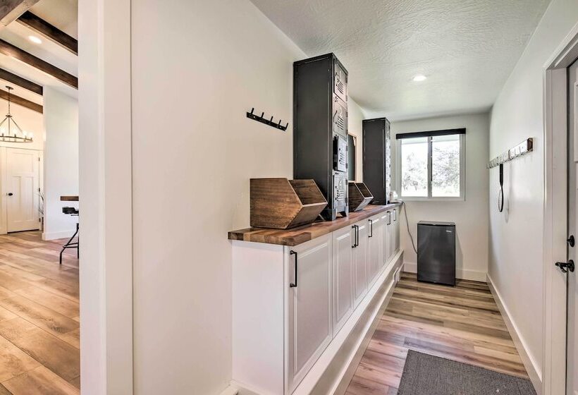 Renovated Riverfront Missoula Home W/ Deck!