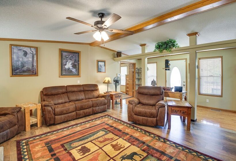 Lakefront Arkansas Home W/ Dock & Sunroom