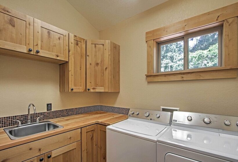 Right Arm Ranch  Family Cabin In Port Angeles!