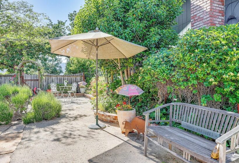 Romantic Casita W/ Garden + Deck 2 Miles To Plaza!