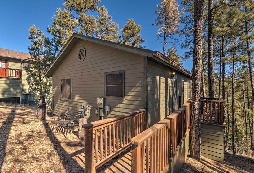 Ruidoso Cabin W/ Hot Tub & Mtn Views!