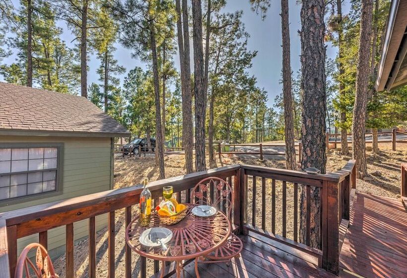 Ruidoso Cabin W/ Hot Tub & Mtn Views!