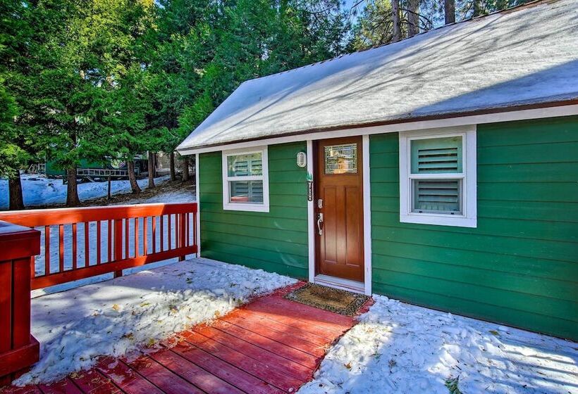 Running Springs Cabin W/ Deck + Forest Views
