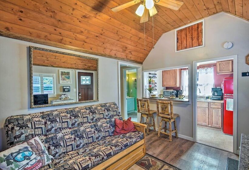 Running Springs Cabin W/ Deck + Forest Views