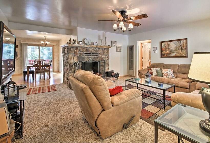 Walk To Lake: Rustic Home W/ Deck In Fawnskin